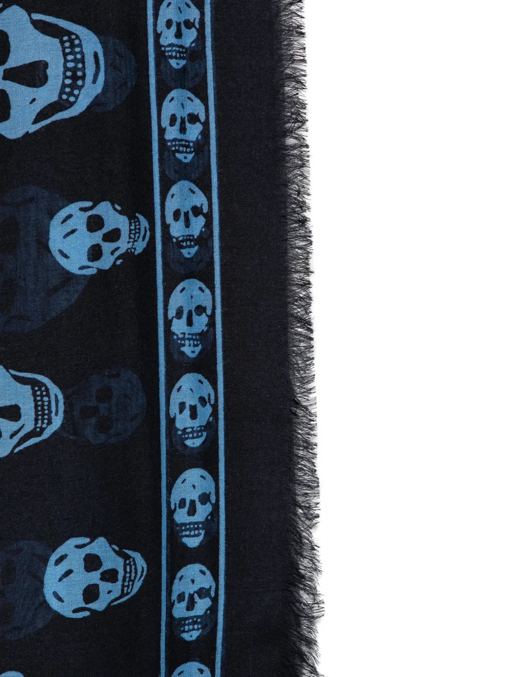 ausgefranster Schal mit Totenkopfmuster
