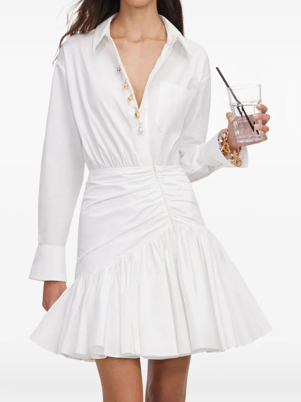 Mini-Kleid mit Rüschen und Verzierungen