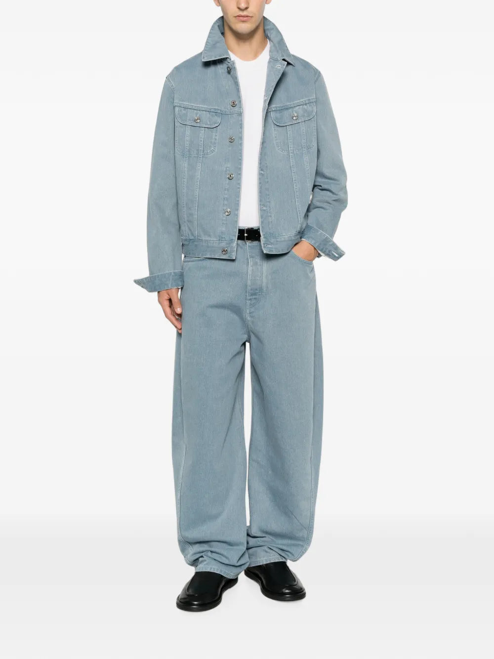Jacke aus hellblauem Denim