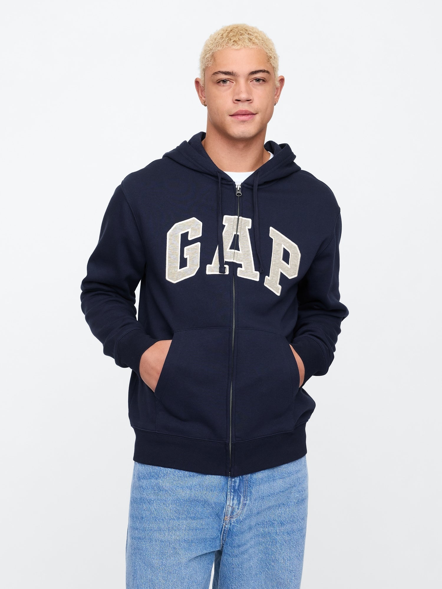 Hooded sweatshirt with logo